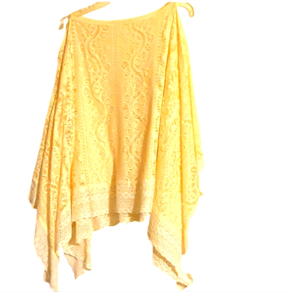 NWOT Connection 18 lace Cover-up.